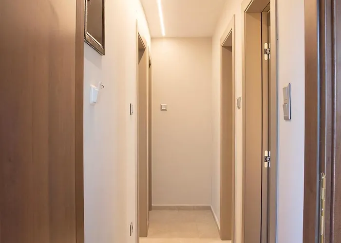 Thea 1 Apartamento *