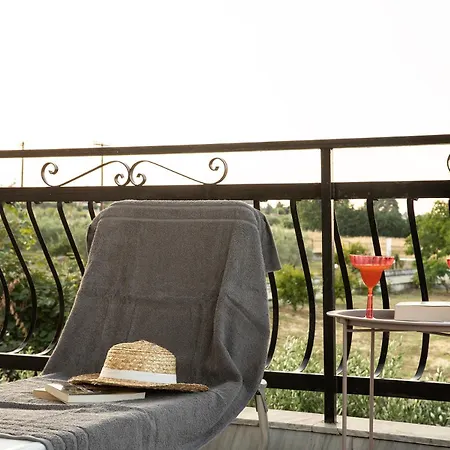 Thea 1 アパート *