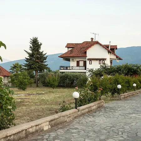 アパート Thea 1 *